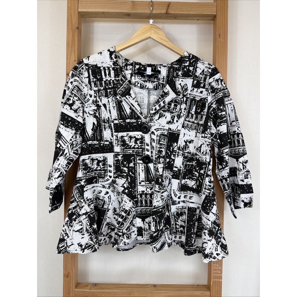 NWT Donna White Black White 3/4 Sleeve Button Up Short Jacket #1420 Size XL